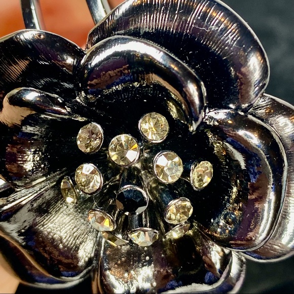 Vintage Rose & Crystals Gunmetal Hinge Bracelet, Black / Gray - Picture 10 of 15